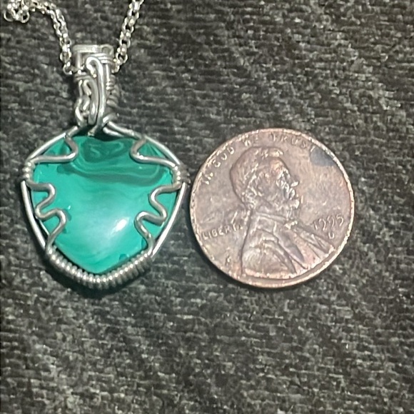 MALACHITE PENDANT/NECKLACE Real genuine Gemstone Semi-fine jewelry gem stone - Picture 4 of 5
